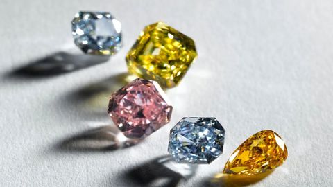 Discover Fancy Colored Diamonds: Complete Guide with Facts, Explanation, and Helpful Resources