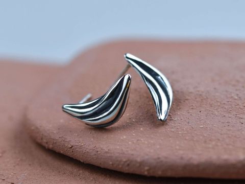 Sculptural Silver Earrings Guide: Explore Style Insights